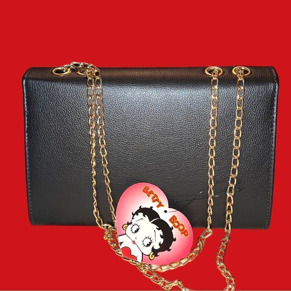 Betty Boop nwt adorable purse with adjustable chain strap! - Picture 6 of 10